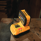 Carregador DEWALT Rápido XR 12A DCB117-QW      - Carregador DEWALT Rápido XR 12A DCB117-QW   
