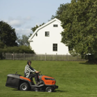 Trator Corta Relva Husqvarna TC220T - Trator Corta Relva Husqvarna TC220T