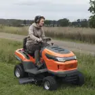 Trator Corta Relva Husqvarna TS 215T - Trator Corta Relva Husqvarna TS 215T