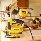 Serra de Recortes 650W DeWALT DWE349-QS - Serra de Recortes 650W DeWALT DWE349-QS