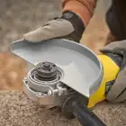 Rebarbadora STANLEY® 2.000W 230mm - Rebarbadora STANLEY® 2.000W 230mm