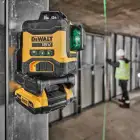 Medidor Laser Autonivelante Verde 3 Linhas 360º Dewalt - Medidor Laser Autonivelante Verde 3 Linhas 360º Dewalt