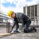 Bosch GWS 18V-11 S Angle Grinder + 2 x 5 Ah Batteries + Carrying Case - Bosch GWS 18V-11 S Angle Grinder + 2 x 5Ah Batteries + Carrying Case