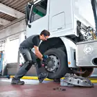 Chave de Impacto Bosch 18V-1000 + 2 Baterias 5.5 Ah + Carregador + Mala de Transporte - Chave de Impacto Bosch 18V-1000 + 2 Baterias 5.5 Ah + Carregador + Mala de Transporte