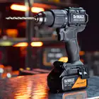 Berbequim Percussão XR 18V DeWalt x McLaren + 2 Baterias 4Ah + Mala de Transporte - Berbequim Percussão XR 18V DeWalt x McLaren + 2 Baterias 4Ah + Mala de Transporte