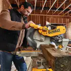 Serra de Esquadria Telescópica Dewalt 1675W - Serra de Esquadria Telescópica Dewalt 1675W