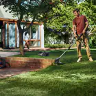 Aparador de Relva a Bateria Husqvarna Aspire T28-P4A + Bateria e Carregador Incluídos - Aparador de Relva a Bateria Husqvarna Aspire T28-P4A + Bateria e Carregador Incluídos