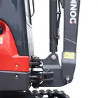 Mini Giratória Donker´s DK18-2 Premium c/ Cabine, 2 Velocidades, Joysticks e Motor Kubota 14 HP - Mini Giratória Donker´s DK18-2 Premium